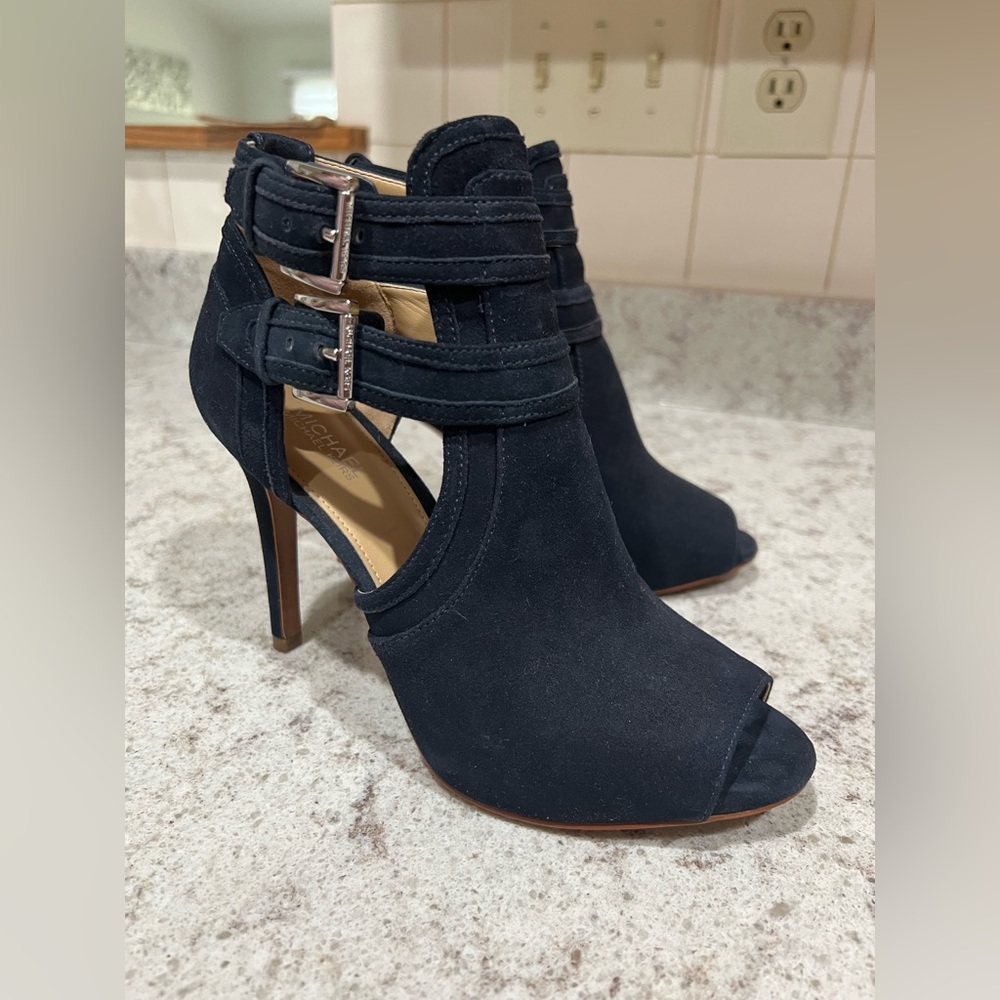 Michael Kors Blue Heels